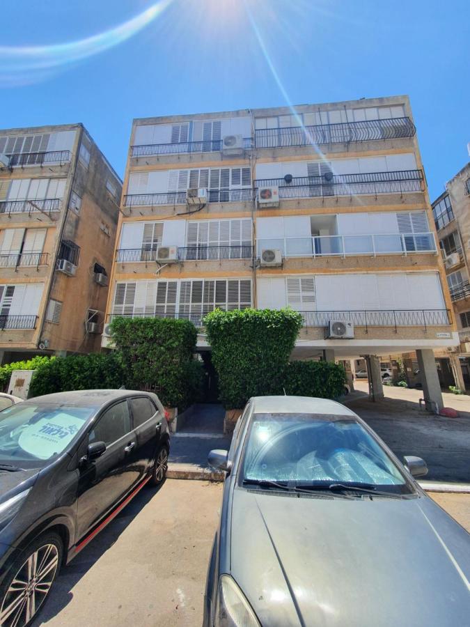 Ezore Yam Apartmens - Elmali'Akh St. 4 Bat Yam Exterior photo
